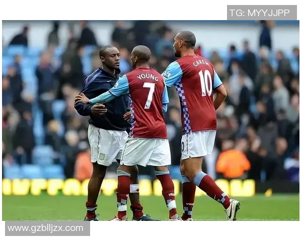 曼联与阿尔克马对决谁能在这场比赛中笑到最后